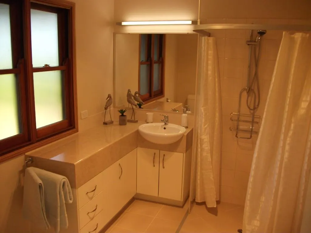 Swallows Rest Luxury B&B Maleny